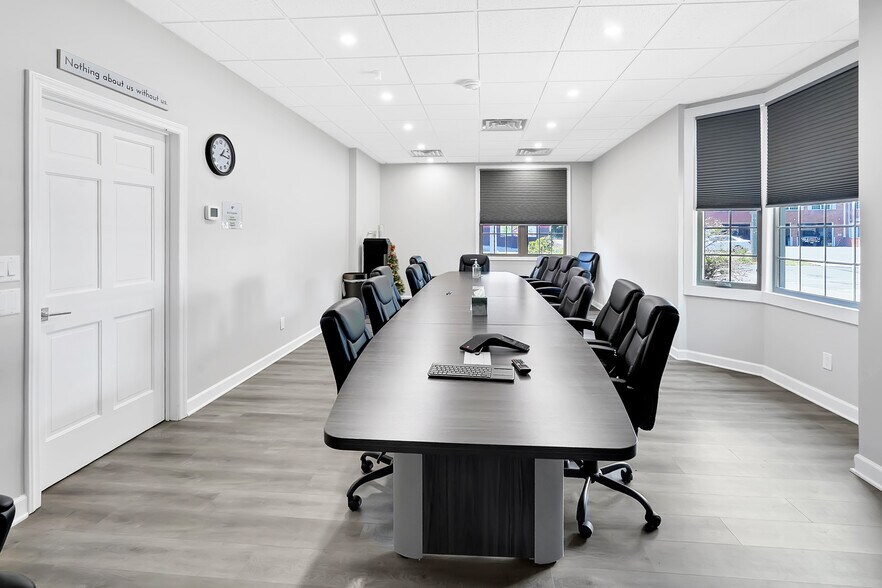More Photos Of 9 Spring St, Freehold Office For Sale
