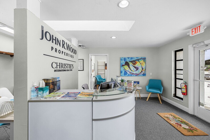 More Photos Of 2959 Oleander St, Saint James City Office For Sale
