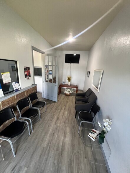 More Photos Of 36 Sam Pearl Blvd, Brownsville Self Storage For Sale