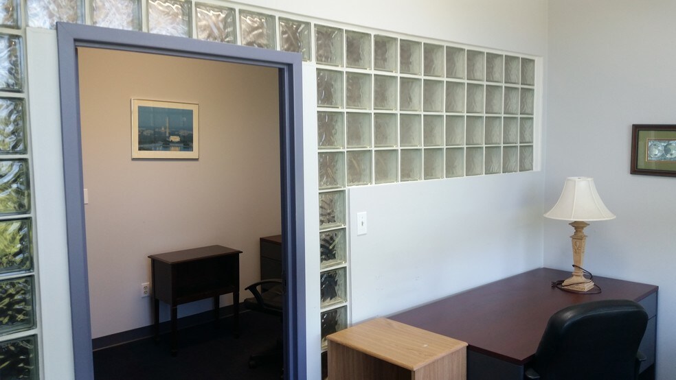 More Photos Of 200 Little Falls St, Falls Church Office For Lease