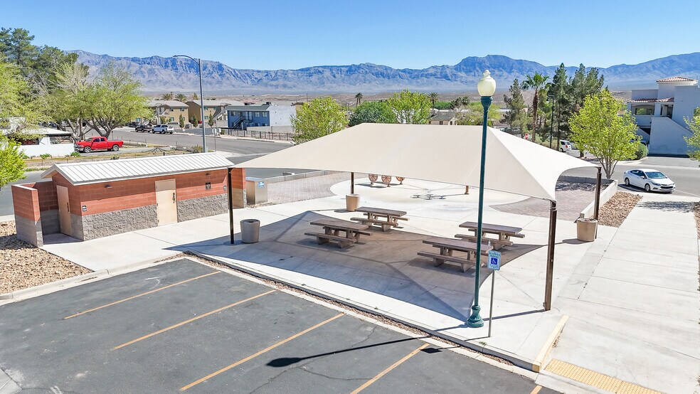 More Photos Of 126 E 1st North St, Mesquite Multifamily For Sale