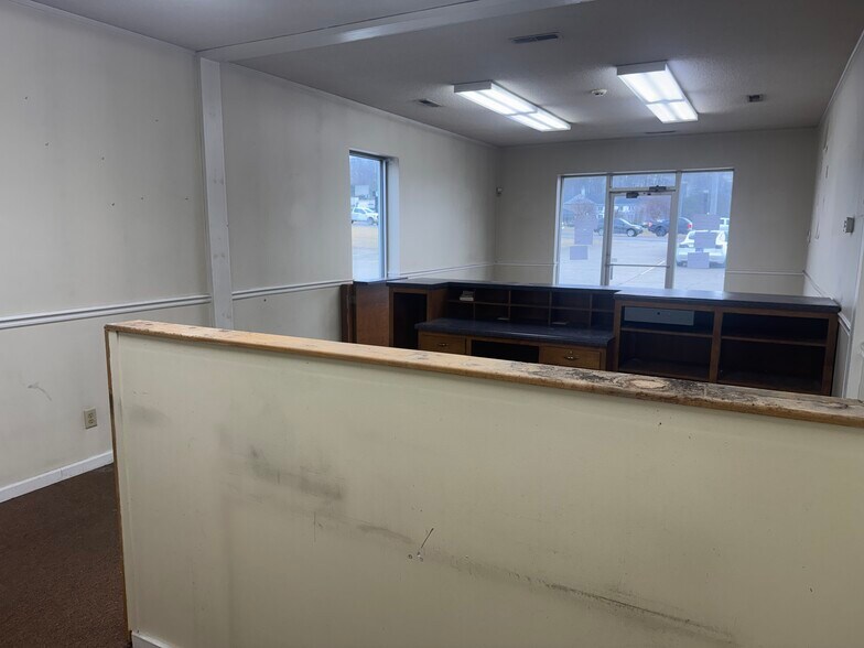 More Photos Of 3145 E Andrew Johnson Hwy, Greeneville Storefront For Lease