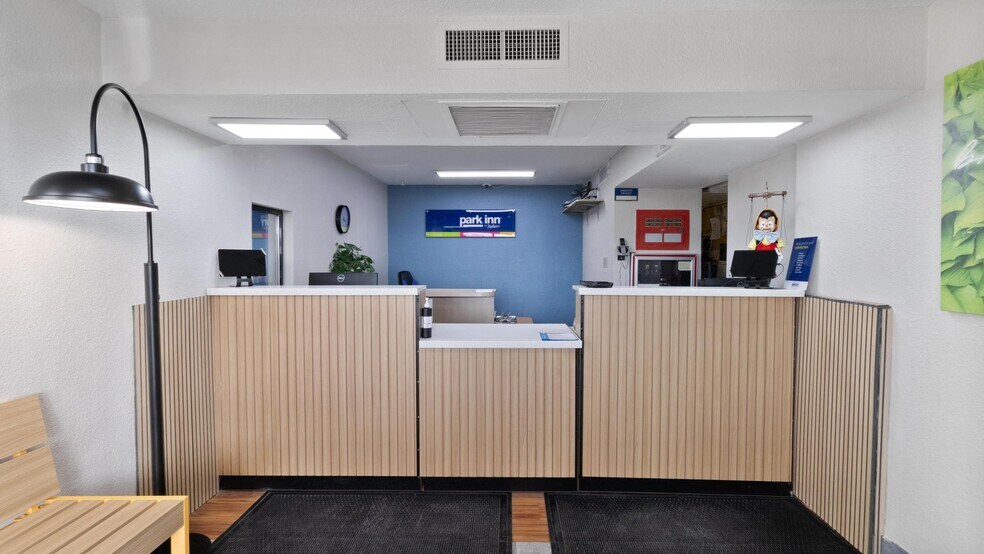 More Photos Of 1561 6th St, Wells Hotel For Sale