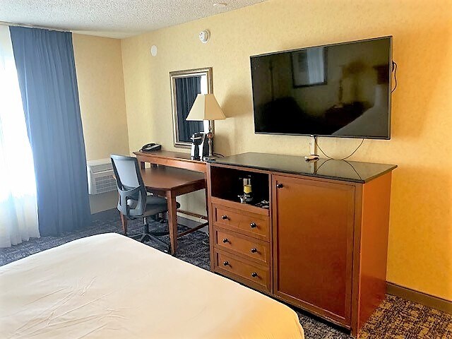 More Photos Of 1929 4th St, Eureka Hotel For Sale