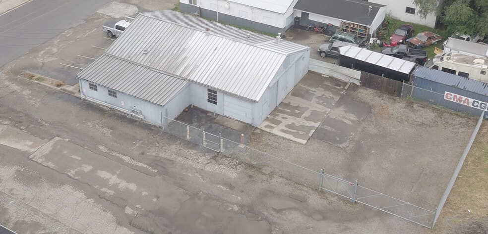 Primary Photo Of 2504 Atco Ave, Middletown Industrial For Sale