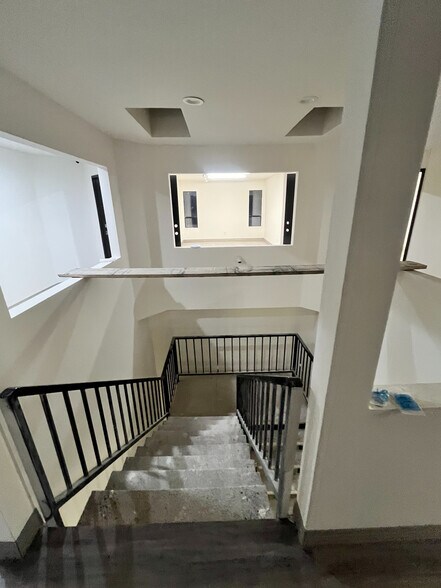 More Photos Of 11940 Palm Dr, Desert Hot Springs Loft Creative Space For Sale