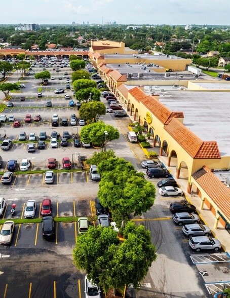 More Photos Of 936-1180 SW 67th Ave, Miami Unknown For Lease