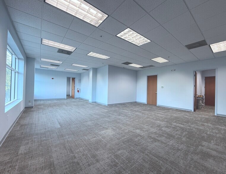 More Photos Of 1743 Park Center Dr, Orlando Medical For Sale