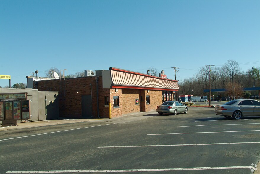 More Photos Of 6824 Hull Street Rd, Richmond Fast Food For Sale