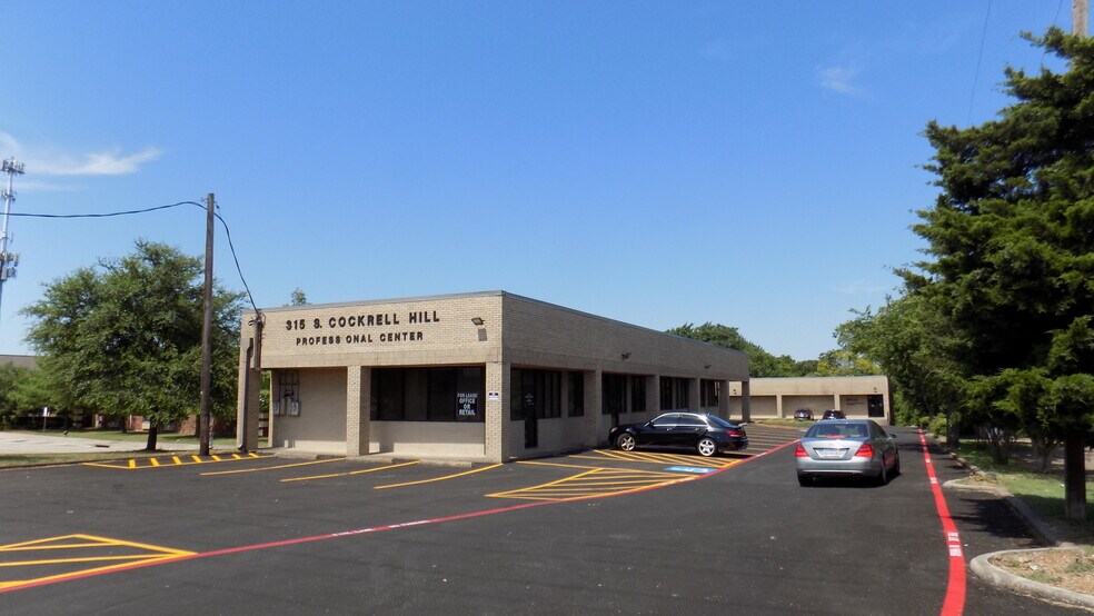 More Photos Of 315 S Cockrell Hill Rd, Duncanville Medical For Lease