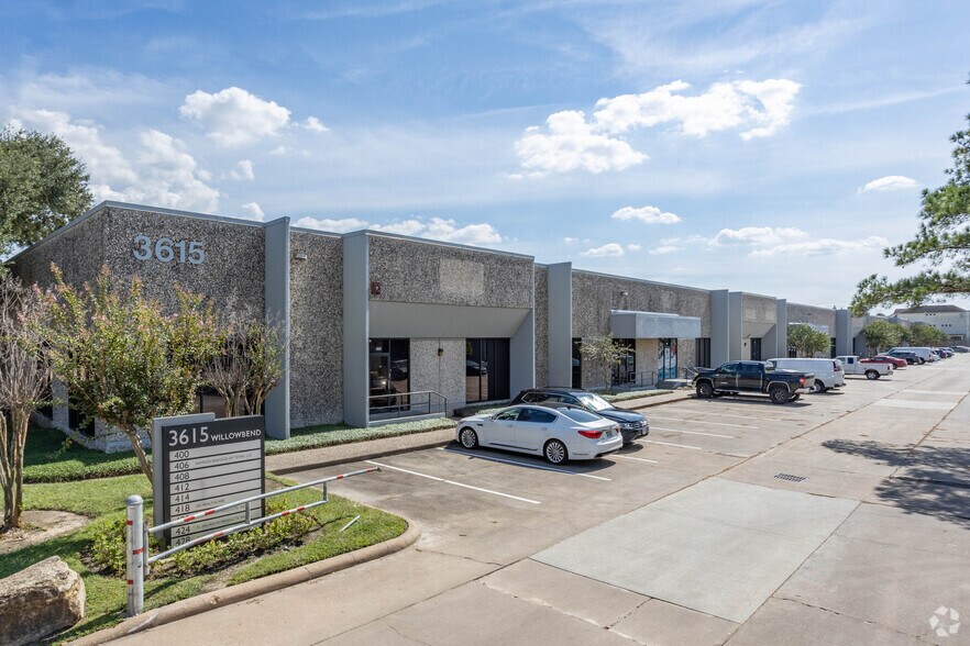 More Photos Of 3615 Willowbend Blvd, Houston Light Distribution For Lease