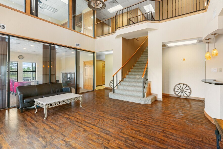 More Photos Of 26069 Springer Cemetary Rd, Hockley Flex For Sale