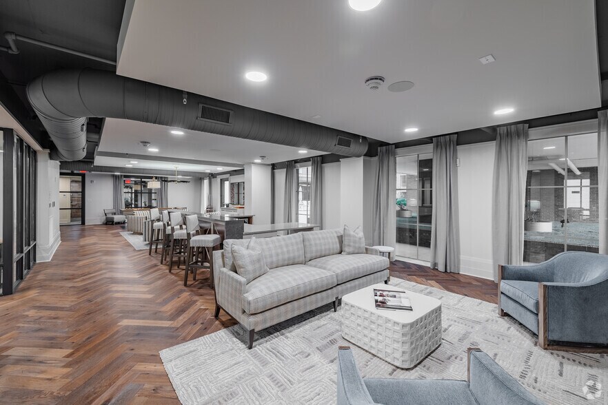 More Photos Of 55 Romney St, Charleston Apartments For Lease