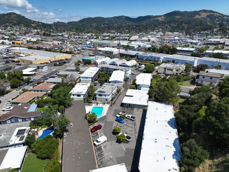 More Photos Of 45 Woodland Ave, San Rafael Apartments For Sale
