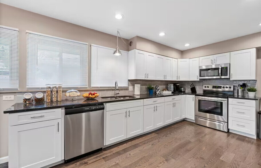 More Photos Of , Columbus Specialty For Sale