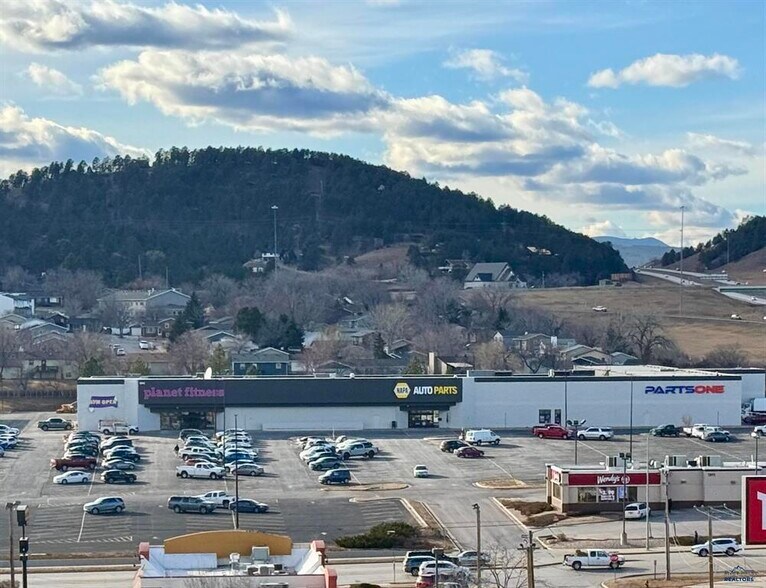 More Photos Of 1845 Haines Ave, Rapid City Freestanding For Sale
