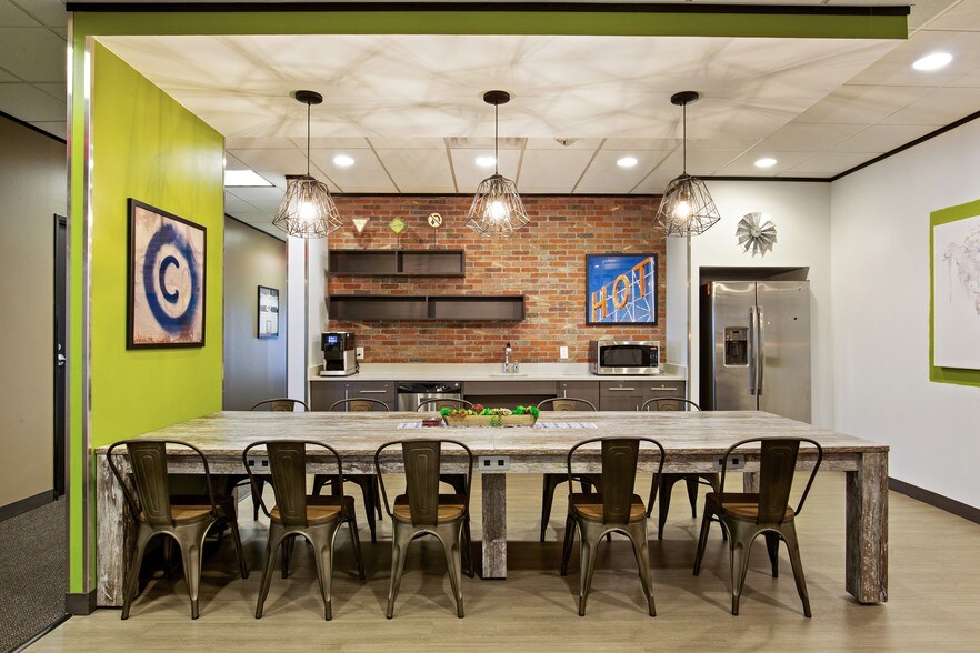 More Photos Of 1 Chisholm Trail Rd, Round Rock Coworking Space