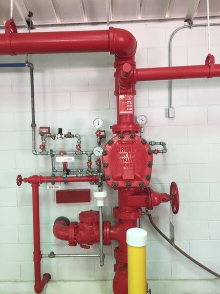 More Photos Of 1729 S Broadway St, Carrollton Manufacturing For Sale