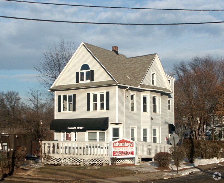More Photos Of 131 Homer St, Waterbury Freestanding For Lease
