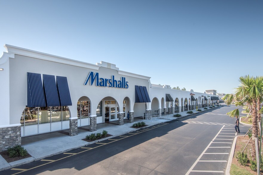 More Photos Of 3660-4060 W Hillsboro Blvd, Deerfield Beach Storefront For Lease