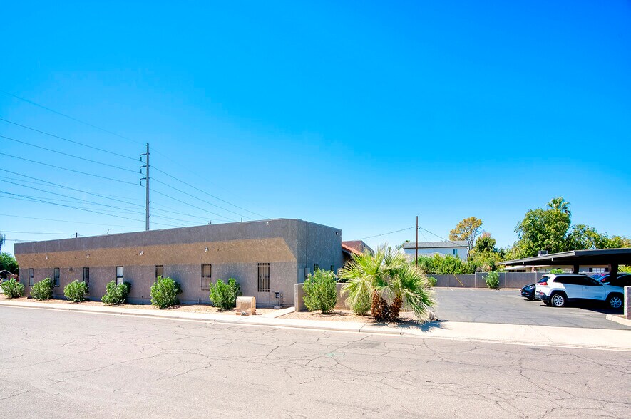 More Photos Of 1050 E University Dr, Mesa Office For Lease