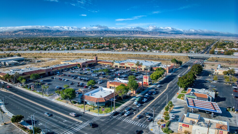 More Photos Of 2002-2074 W Avenue J, Lancaster Unknown For Lease