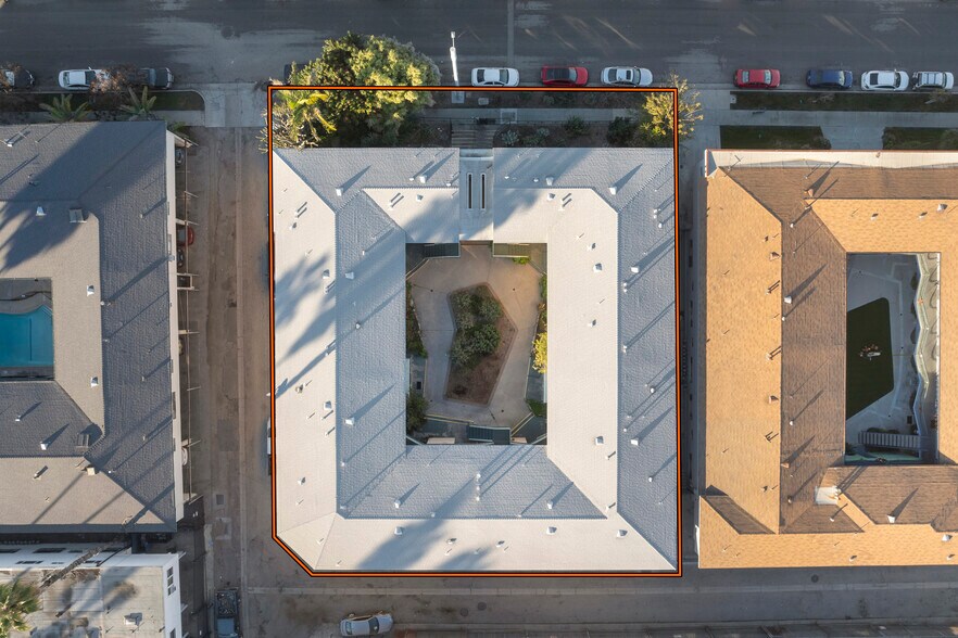 More Photos Of 4906 August St, Los Angeles Apartments For Sale