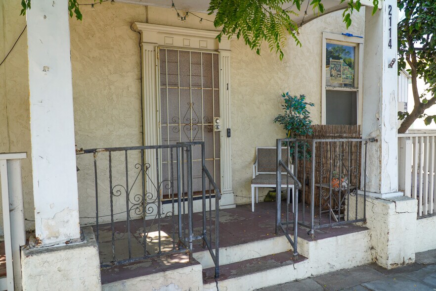 More Photos Of 2114 Abbott St, San Diego Apartments For Sale