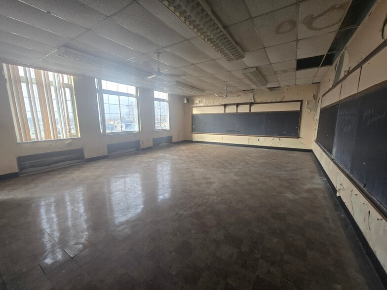 More Photos Of 1317 Cincinnati St, Dayton Religious Facility For Sale