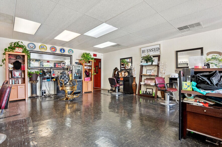 More Photos Of 1212-1216 Gum Branch Rd, Jacksonville General Retail For Sale