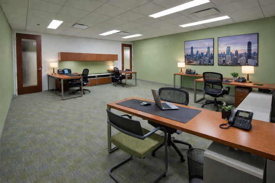 Primary Photo Of 200 E Randolph St, Chicago Coworking Space