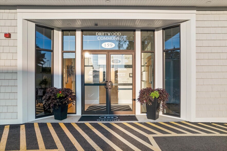 More Photos Of 159 Boston Post Rd, East Lyme Apartments For Sale