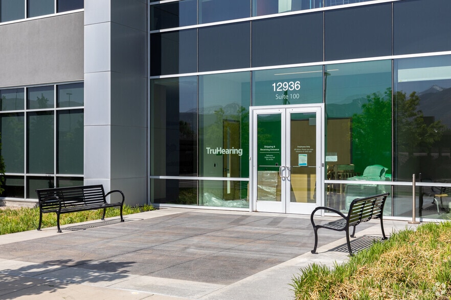 More Photos Of 380 Data Dr, Draper Unknown For Lease