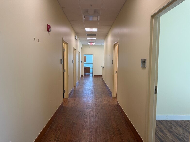 More Photos Of 3291 Woods Edge Pky, Bonita Springs Medical For Sale