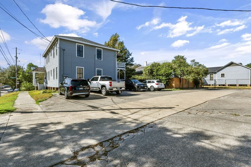 More Photos Of 533 Europe St, Baton Rouge Office For Sale