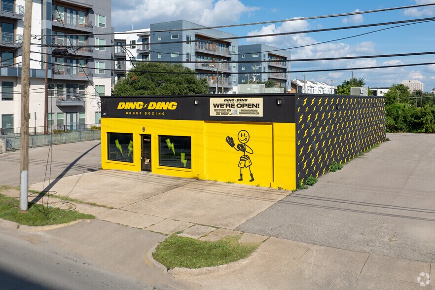 More Photos Of 3516 Ross Ave, Dallas Freestanding For Lease