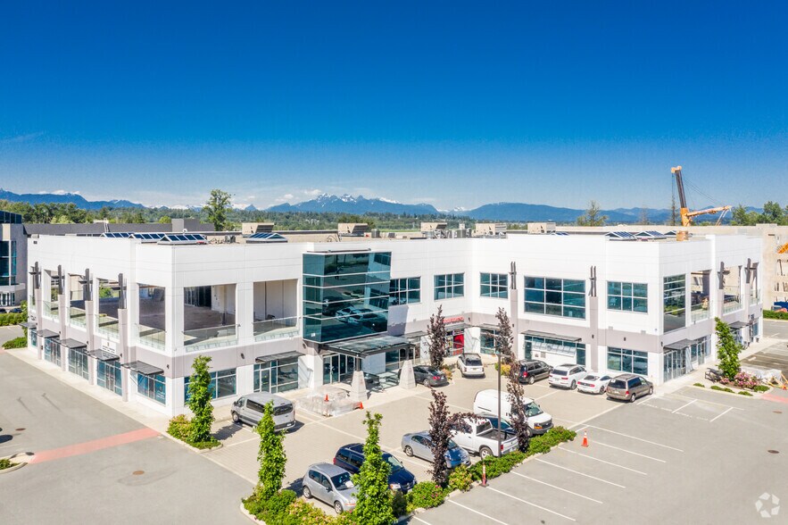 More Photos Of 6638 152A St, Surrey Office For Sale