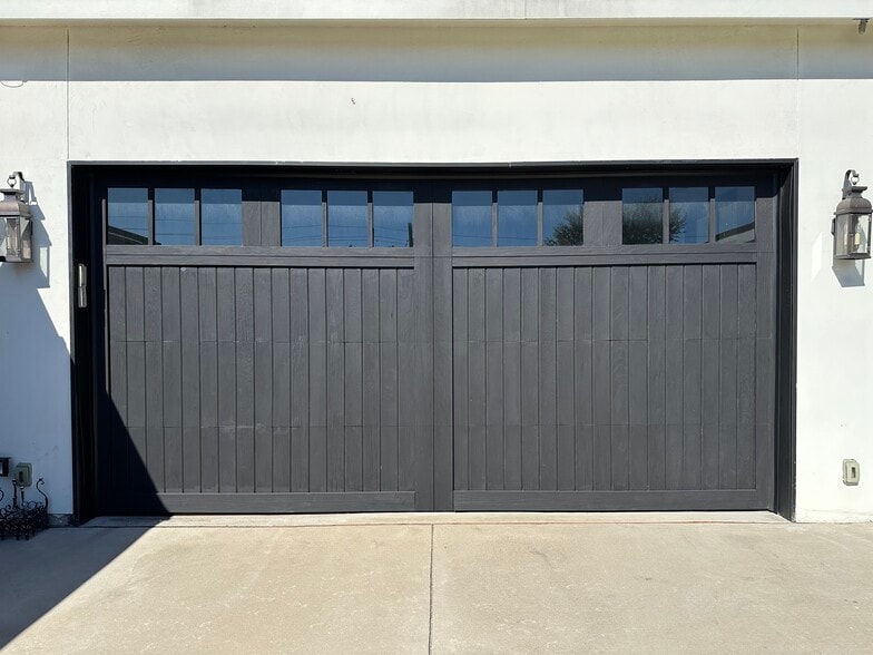 More Photos Of 4775 Memphis St, Dallas Light Distribution For Sale