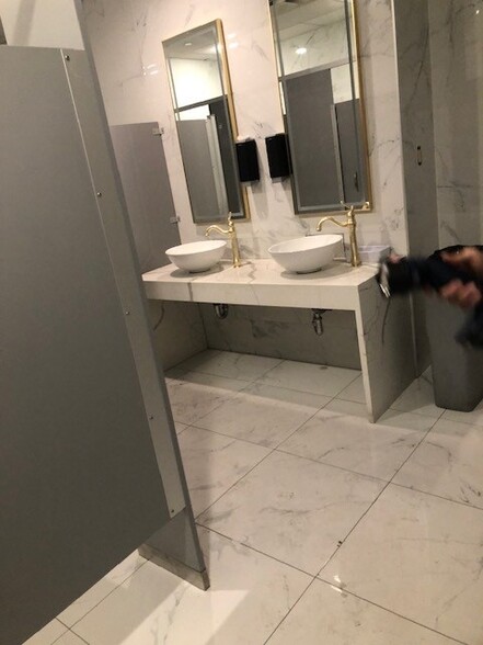 More Photos Of 1363-1372 Utica Ave, Brooklyn Storefront Retail Office For Lease