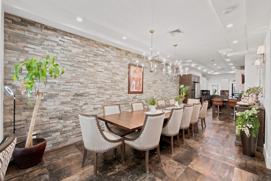 More Photos Of 332 Manhattan Ave, Brooklyn Apartments For Sale