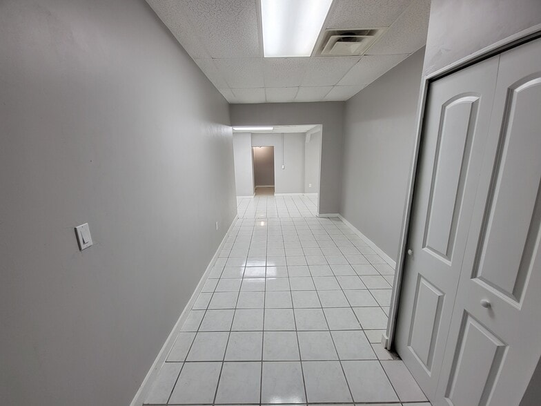 More Photos Of 705 S Byron Butler Pkwy, Perry Storefront For Sale