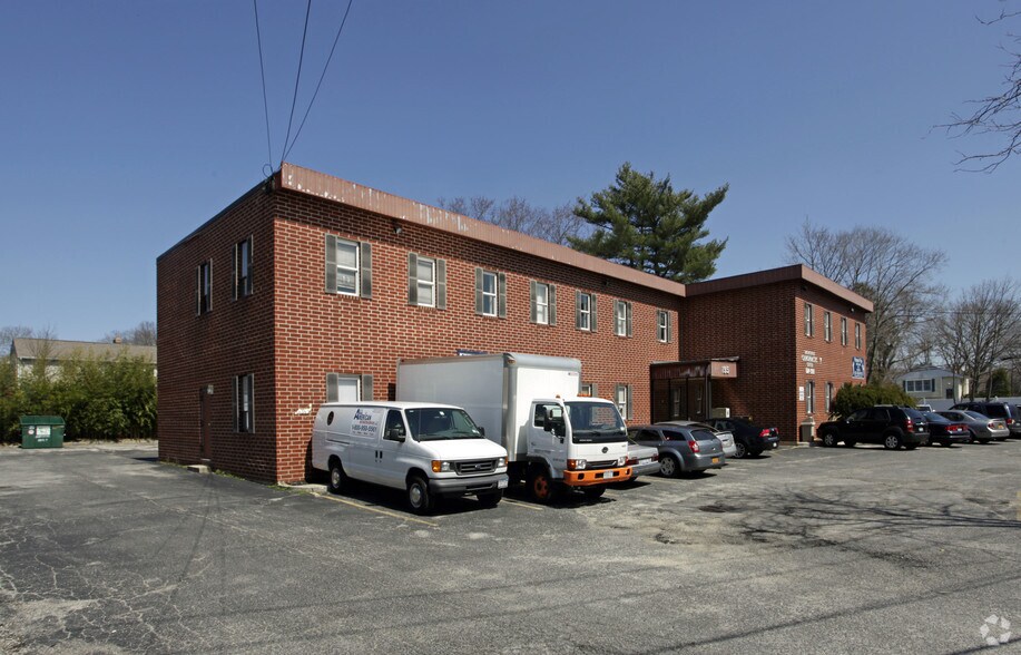 More Photos Of 195 Smithtown Blvd, Nesconset Office For Lease