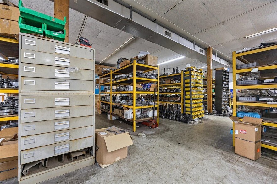 More Photos Of 551625 Us-1, Hilliard Freestanding For Sale