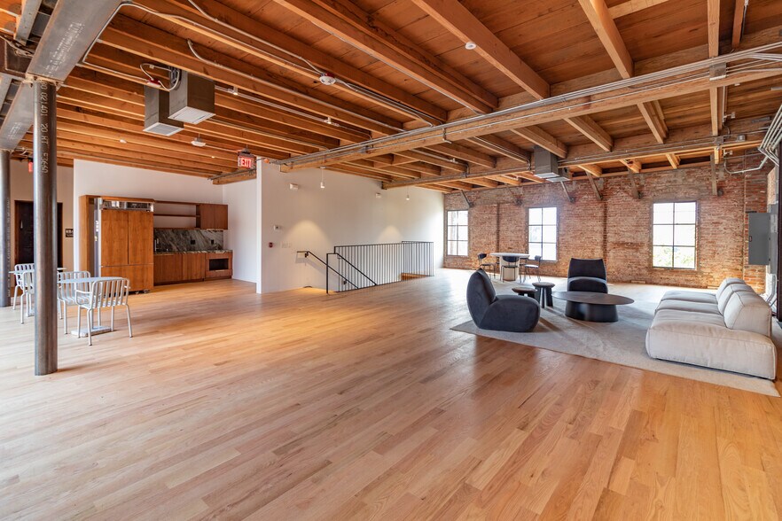 More Photos Of 646-654 N Spring St, Los Angeles Loft Creative Space For Sale