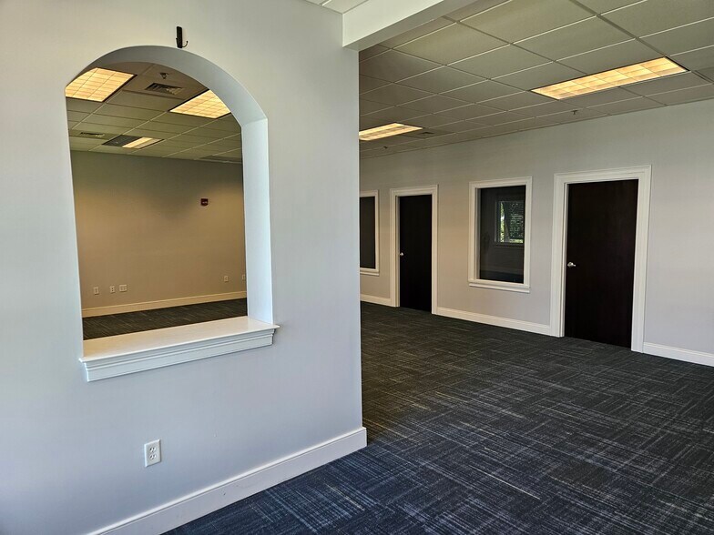 More Photos Of 16901 panama city beach Pky, Panama City Beach Medical For Sale