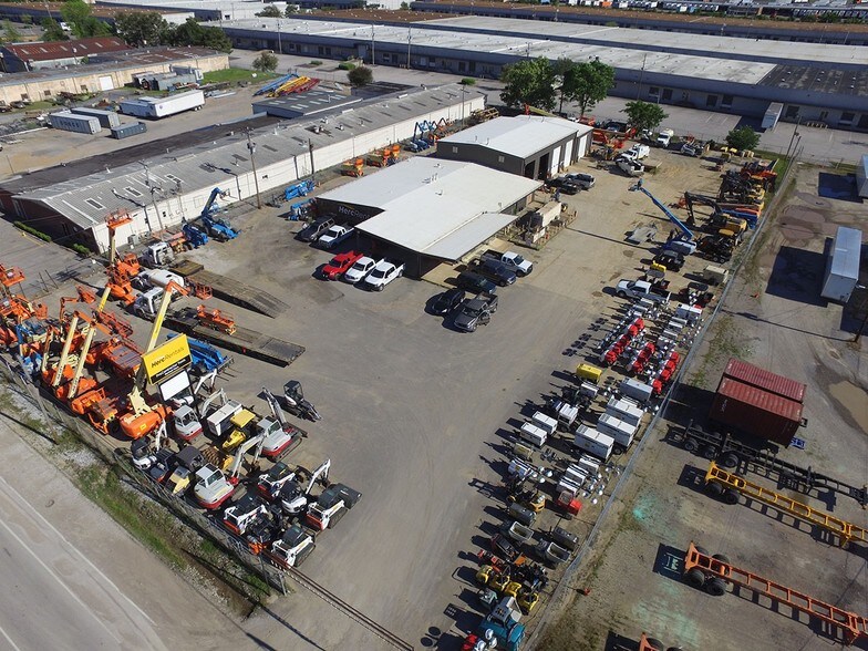 More Photos Of 287 E Brooks Rd, Memphis Service For Lease