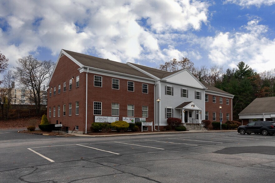 More Photos Of 500 Boston Post Rd E, Marlborough Unknown For Lease