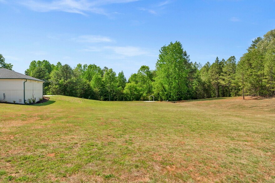 More Photos Of 6815 Shiloh Unity Rd, Lancaster Specialty For Sale