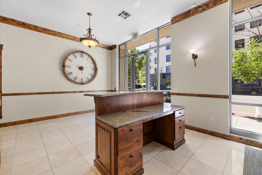 More Photos Of 1112 W Main St, Boise Apartments For Lease