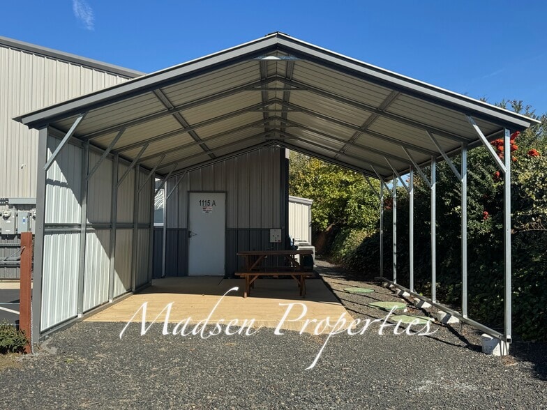 More Photos Of 1115 Ewald Ct, Paradise Manufacturing For Lease